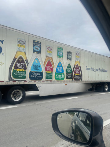 Ken's Steak House Chunky Blue Cheese Salad Dressing 32 oz. Bottle Dip Wings