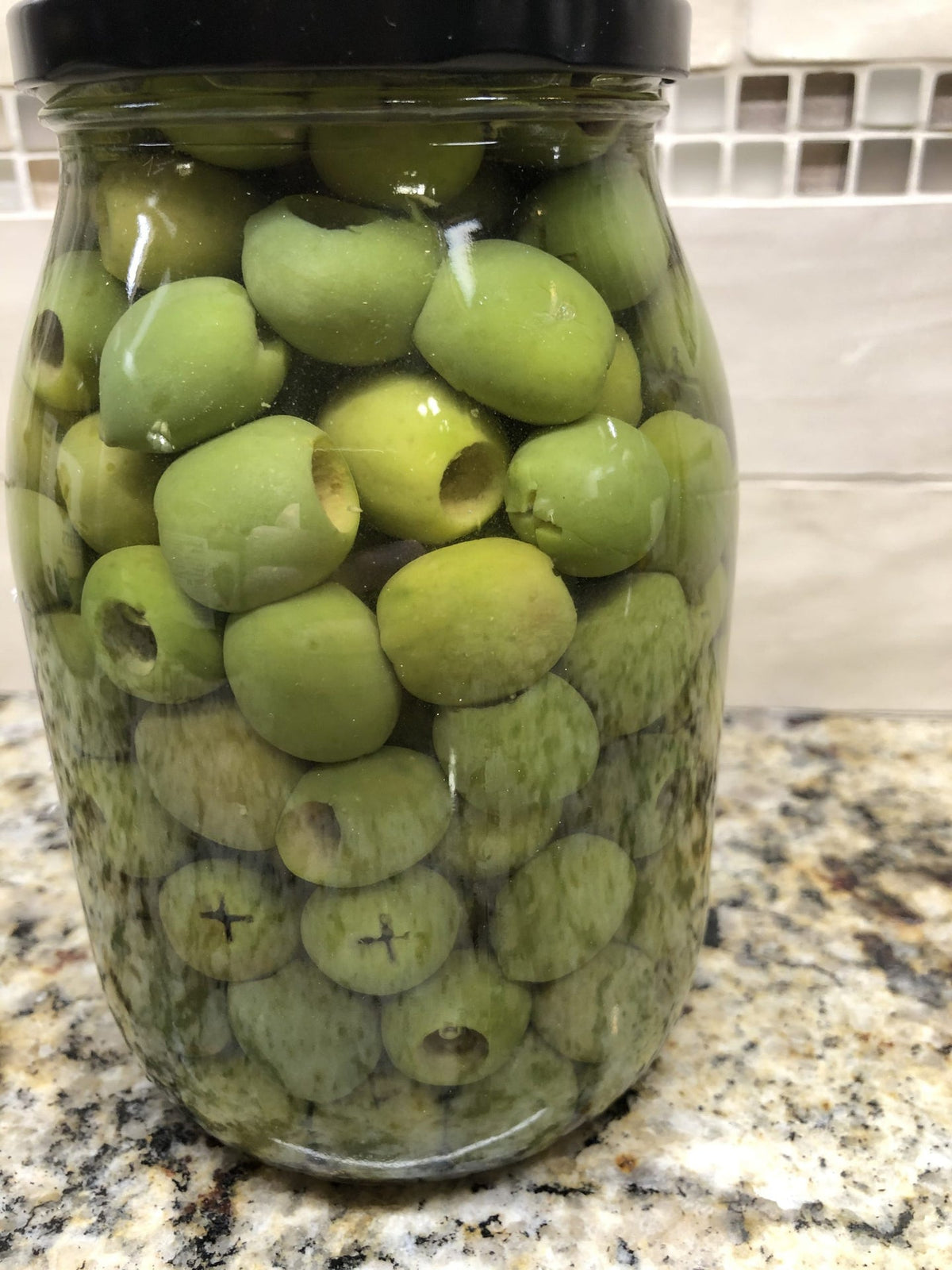 Wellsley Farms Pitted Sicilian Castlevetrano Green Olives, 35 oz