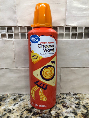 Great Value Cheese Wow! Spray Squeeze Sharp Cheddar Wiz 8 oz Can Crackers