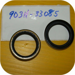 Front Inner Axle Seal for E-90 Land Cruiser Toyota Pickup Truck