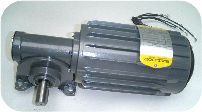 NEW Baldor Right Angle Electric Gear Motor GC25005 1/13-2200