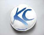 COVER - 6 IN RND WHITE VINYL W/BLUE KC (PR)-0