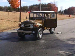 76 FJ40 Deluxe 2.5" Pinnacle Engineering Suspension-0